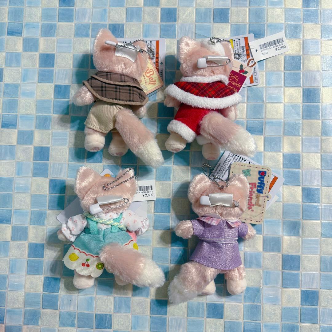 ディズニーリゾート　リーナベル　ぬいぐるみ　バッジ 4点セット