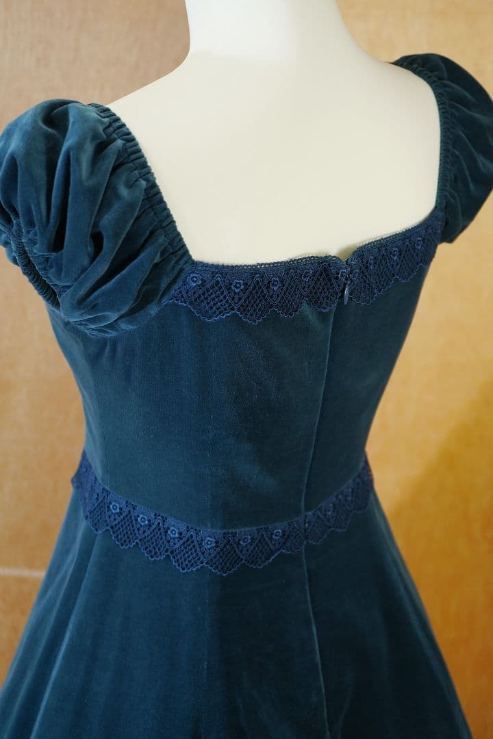 ヴィクトリアンメイデン　別珍パフスリーブドレス　ノベルティ　チョーカーつき