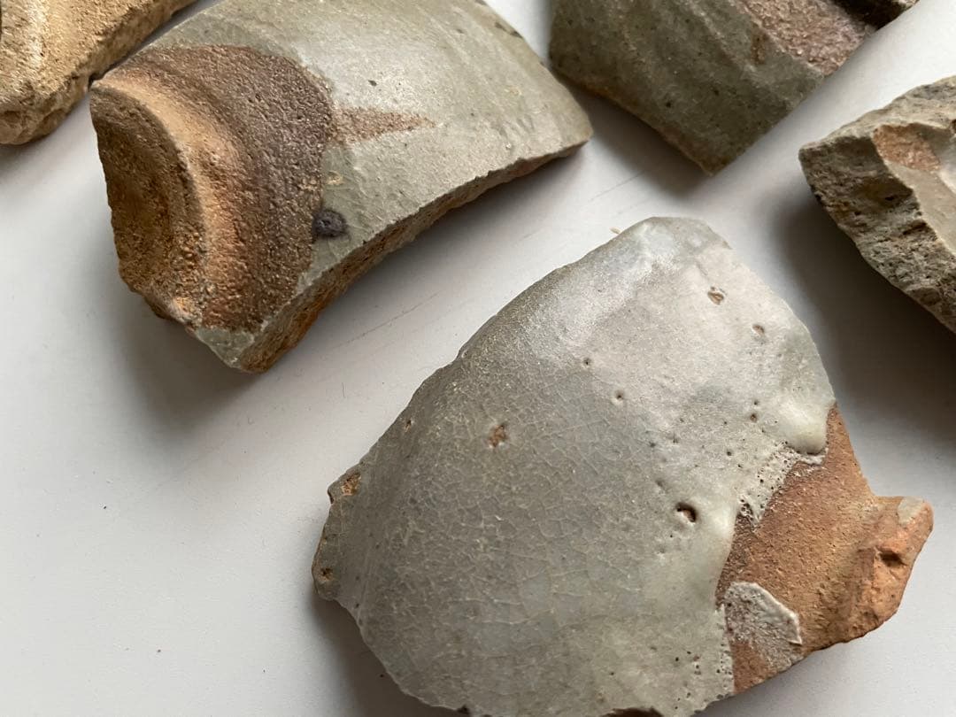 骨董 アンティーク 古唐津 絵唐津 陶片残欠 皿 向付 桃山 古陶磁 発掘