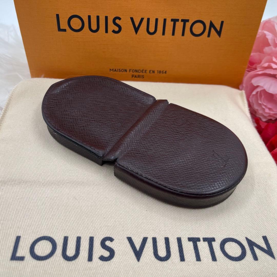 ルイヴィトン　タイガ　ポルトモネ　キュベット　ケース 　小銭入れ　781