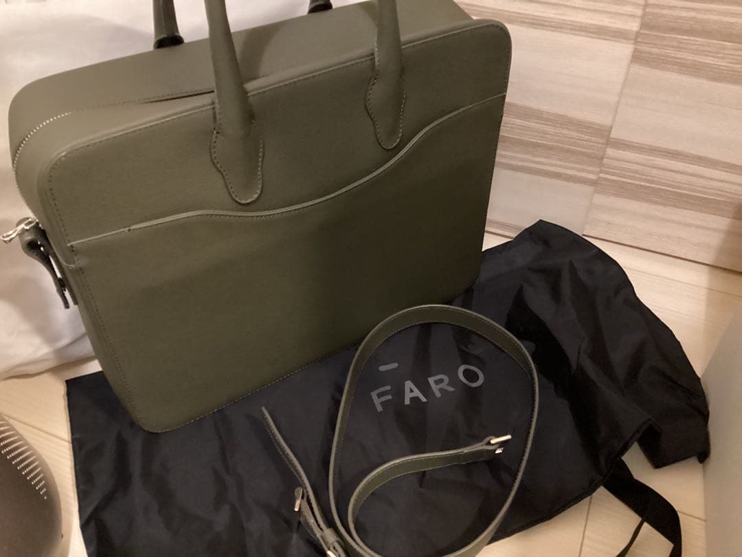 新品未使用品FARO オリーブグリーン ビジネスバッグ