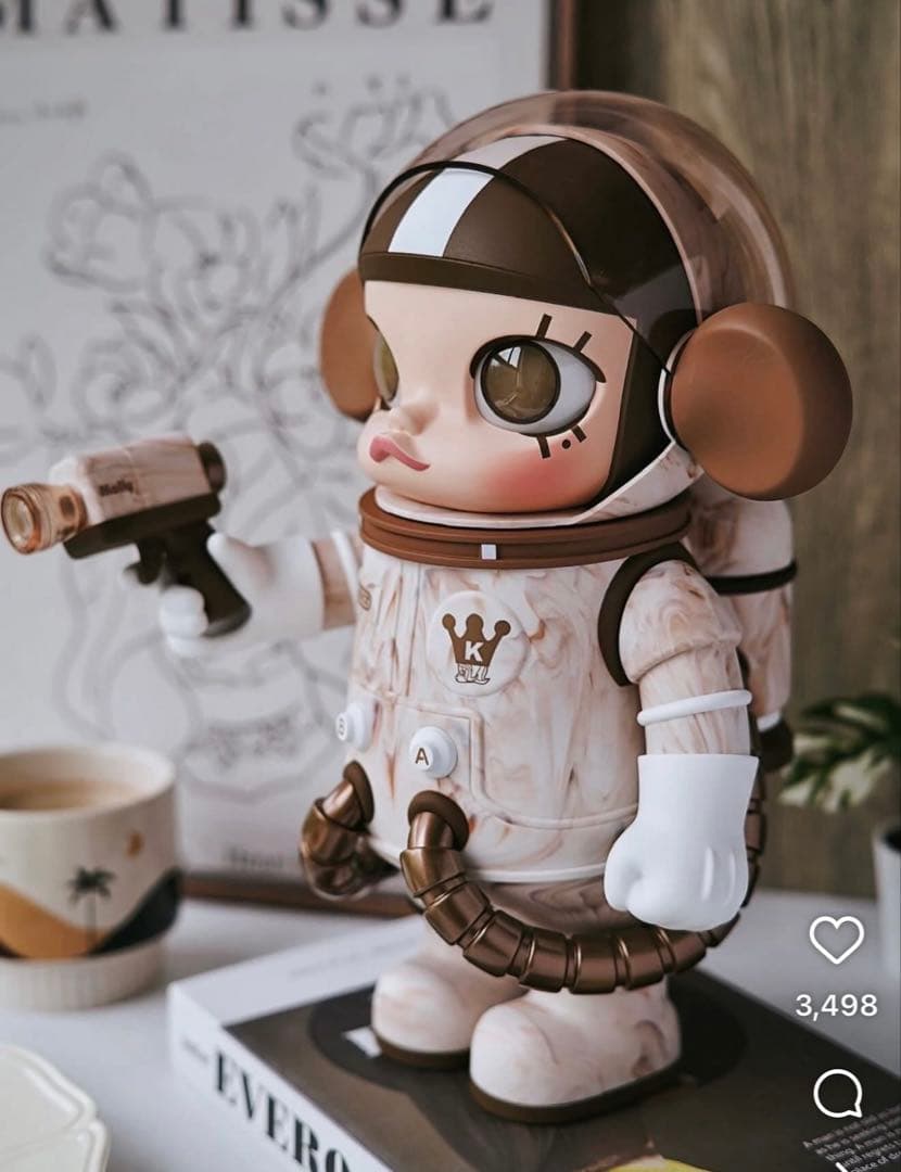 ポップマート MEGA SPACE MOLLY 400% MOCHA