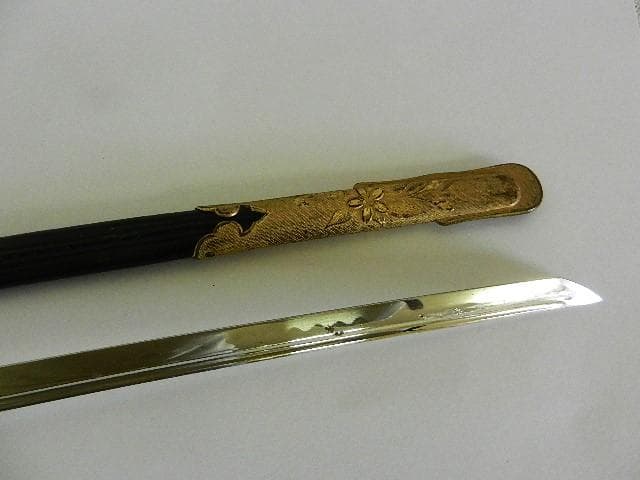 昭和初期の旧海軍士官儀礼用・指揮用サーベル型軍刀　長剣模造刀　全長８４．５㌢