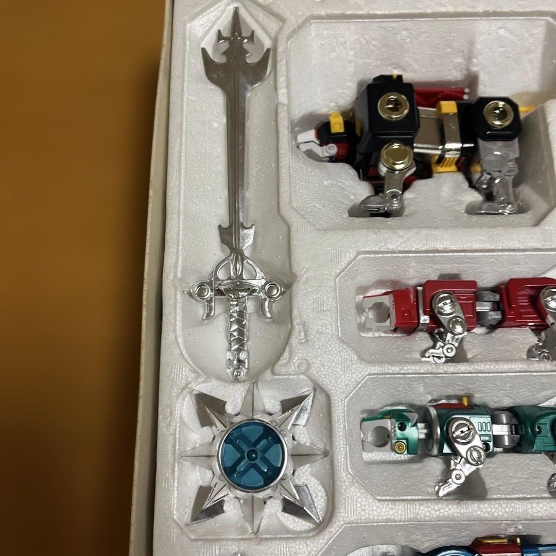 未来獣合体　ゴライオン超合金　ポピー