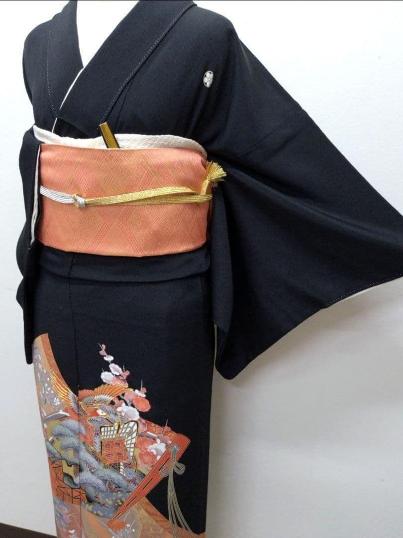 708 半額セール 正絹 美品 格調高い 友禅黒留袖 5点フルセット - メルカリ