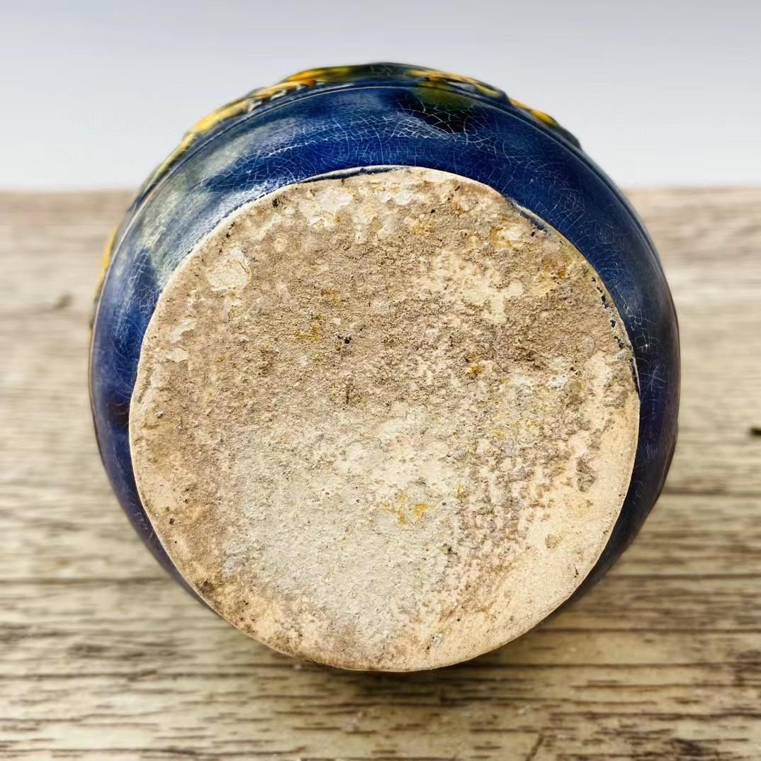 中国古美術・旧蔵の磁器・三彩壺・置物・書道具・茶道具・文房具・賞