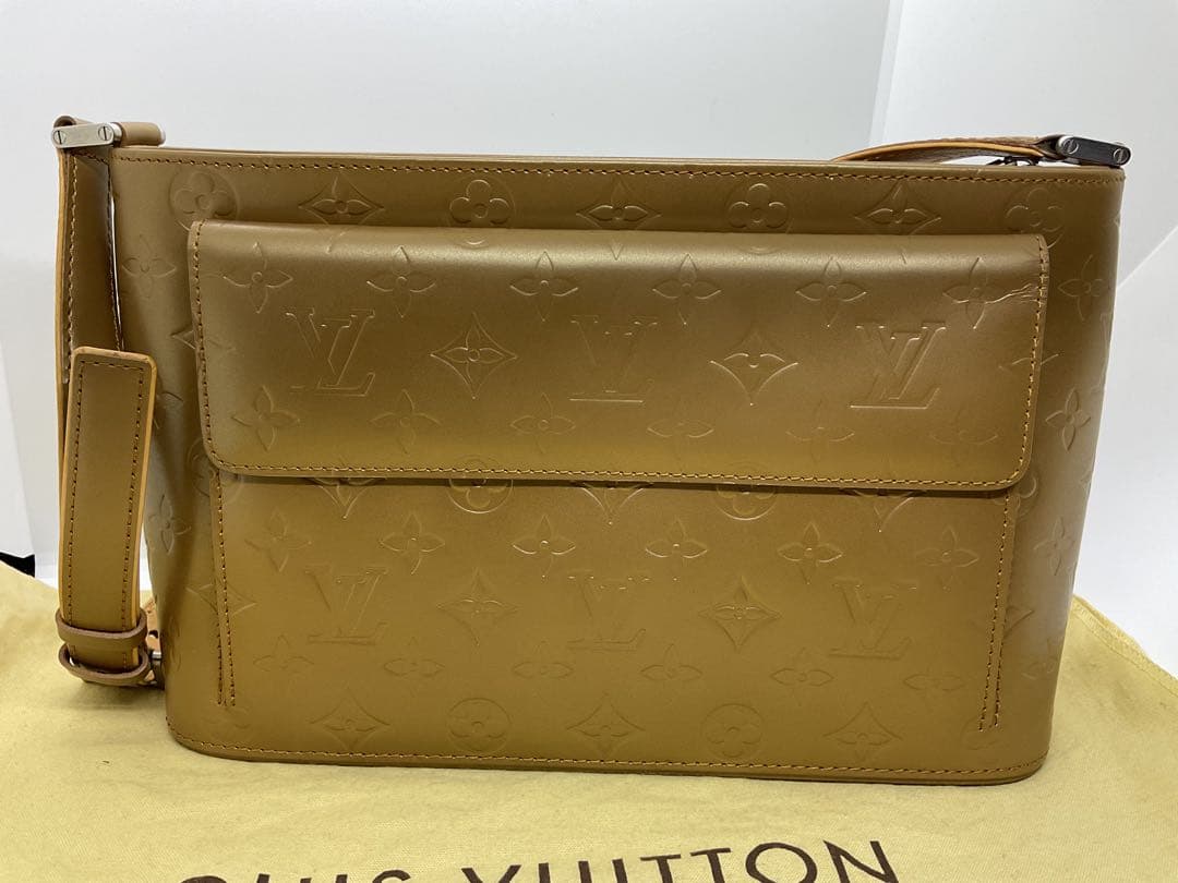 LOUIS VUITTON ルイ・ヴィトン ヴェルニ ショルダーバッグ 美品