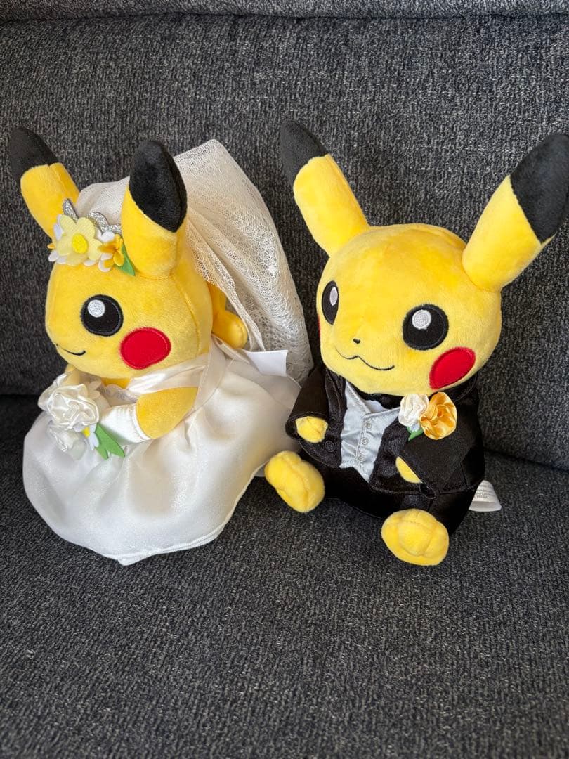 ピカチュウ 結婚式用　ぬいぐるみ 2体セット　箱付き