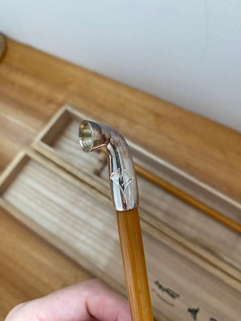 銀製糸目キセル一双 [B25780] 煙管一双(銀) 銀杏型押し 清五郎作 木村