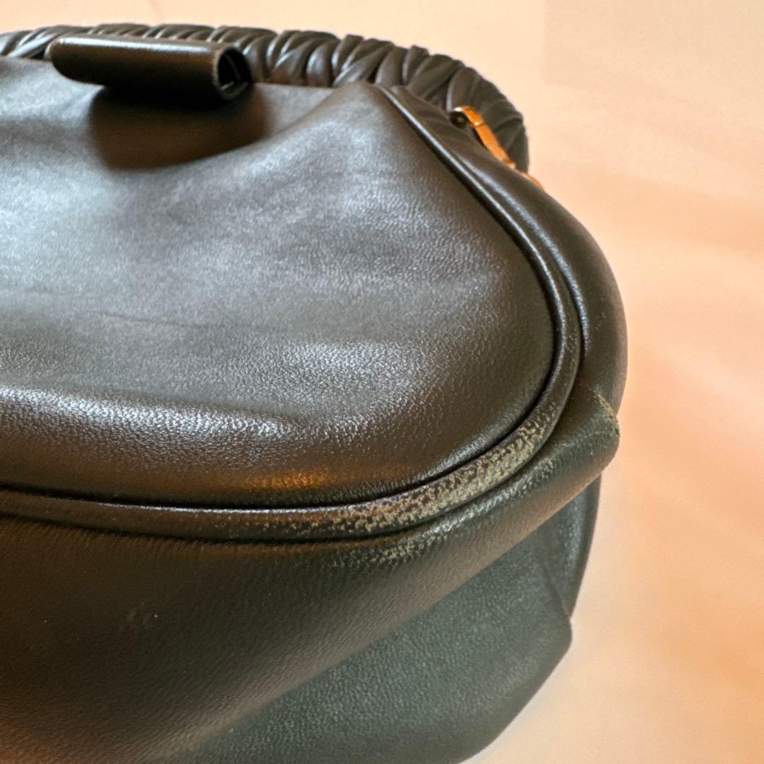 miu miu グリーン ショルダーバッグ