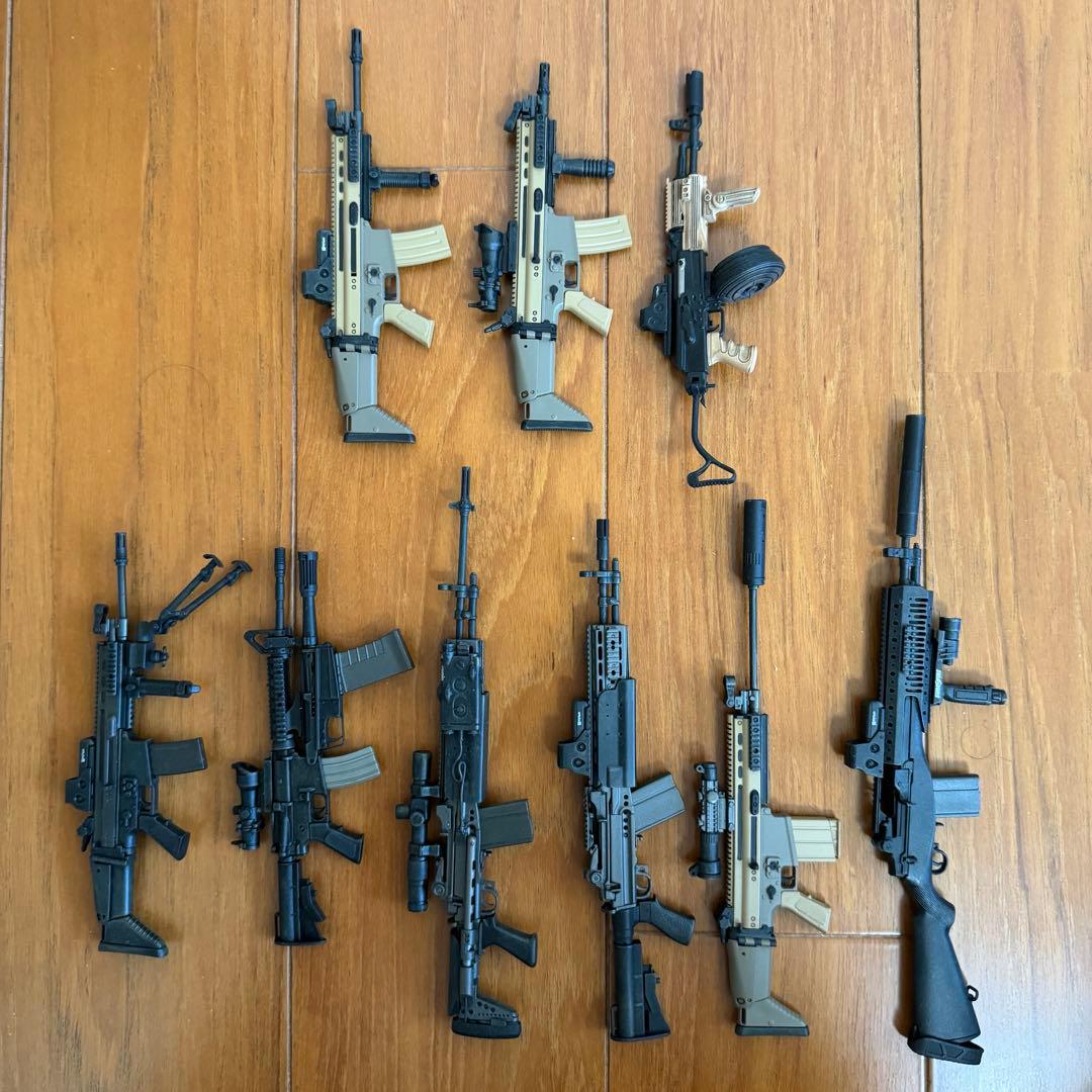 VGM22 ホットトイズ バイオハザード61/6フィギュア レオン・S