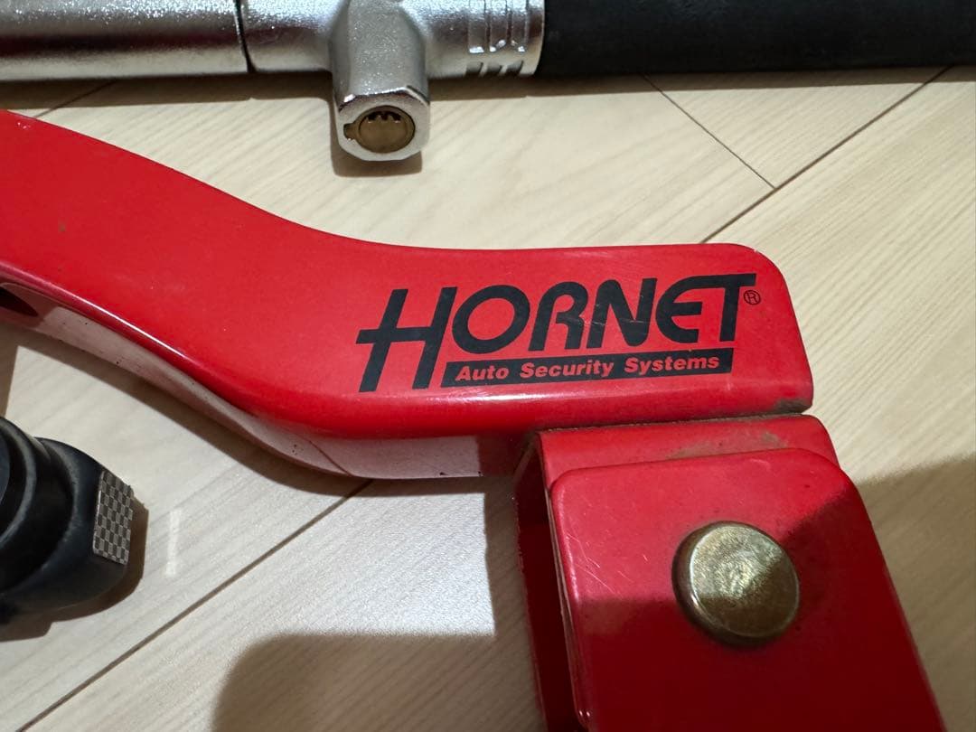盗難防止セット！HORNET タイヤロック 、ハンドルロックセット