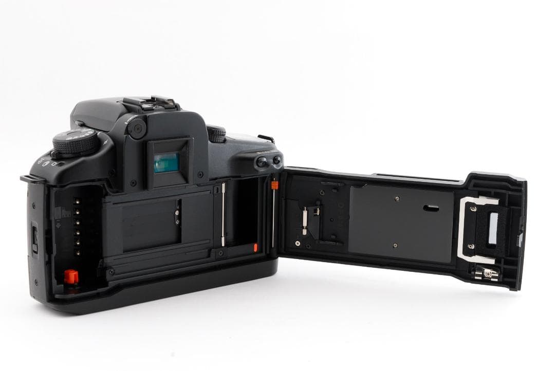 CANON EOS 7 ボディ フィルムカメラ C99195017 クラシック