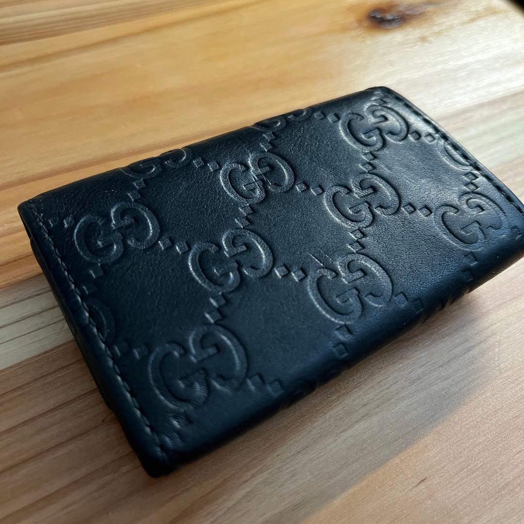 GUCCI GGロゴ レザーキーケース - メルカリ