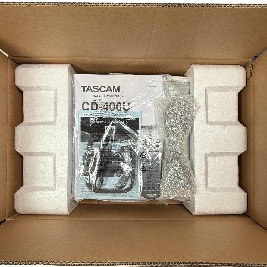 2025年製・優良中古品 TASCAM CDプレーヤー CD-400U