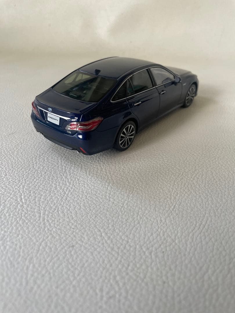 トヨタ クラウン ハイブリッド S220系 ⑦ 8S6 ダークブルーマイカ 箱無