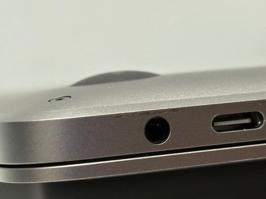 ⭐️M898A⭐️ MacBook A2141 i9 2.3GHZ