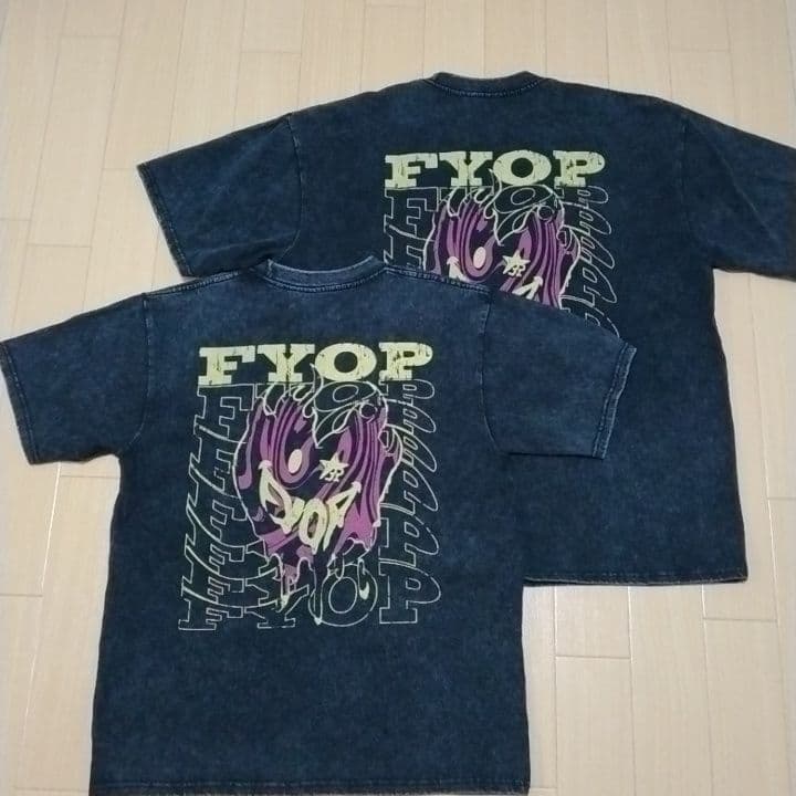 B'z LIVE-GYM B'z PARTY限定Tシャツ2XLサイズのみ(1枚) - メルカリ