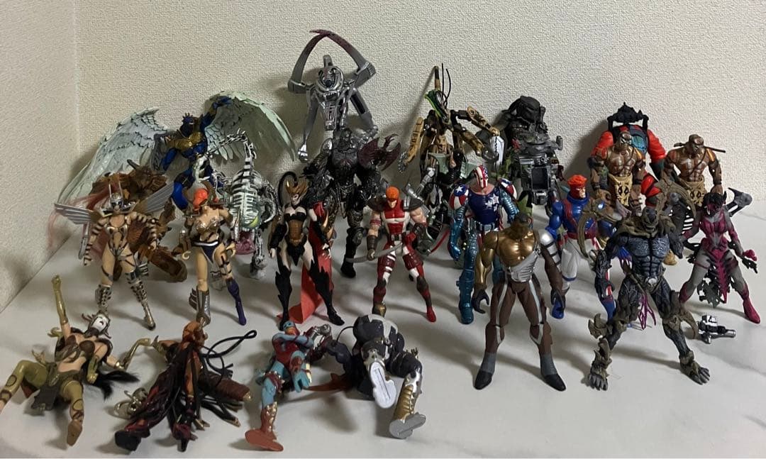 スポーン　フィギュア　まとめ売り Amazon.co.jp: McFarlane Toys スポーン アクションフィギュア