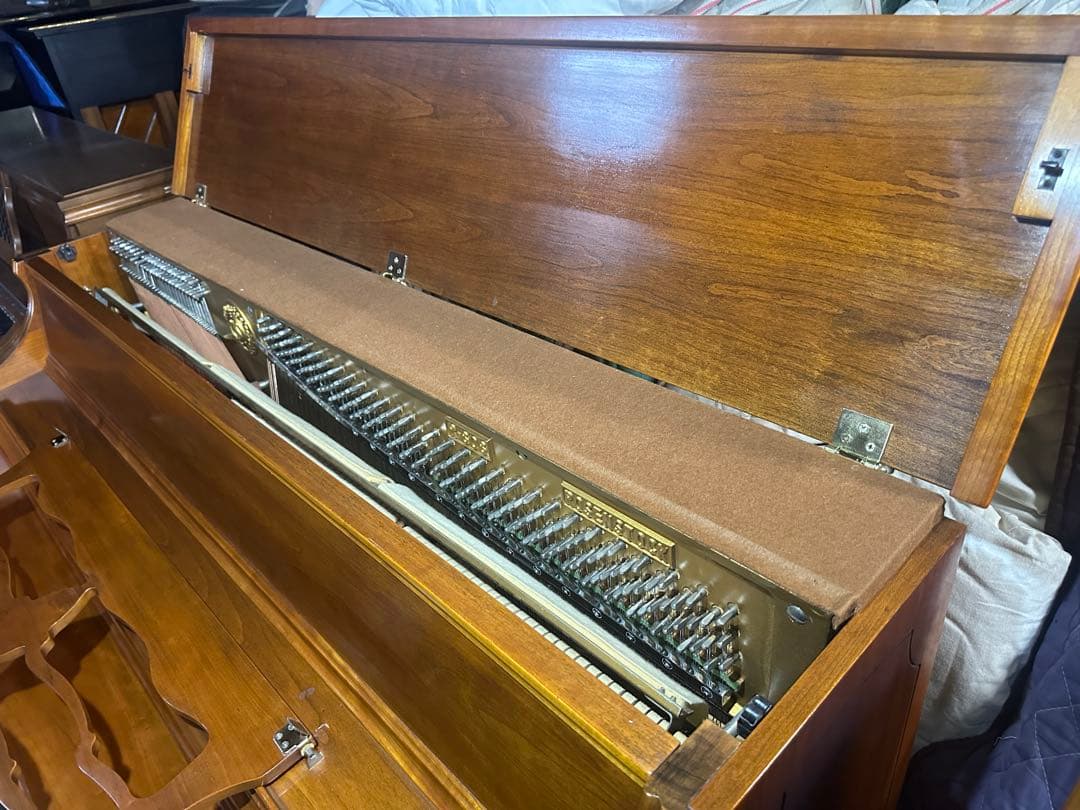 年末特価】Rosenstock R-606 アップライトピアノ