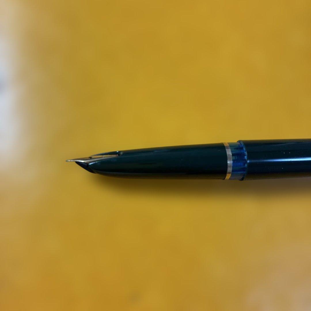 montblanc モンブランシルバーとグリーン　No.32 キャップ式万年筆