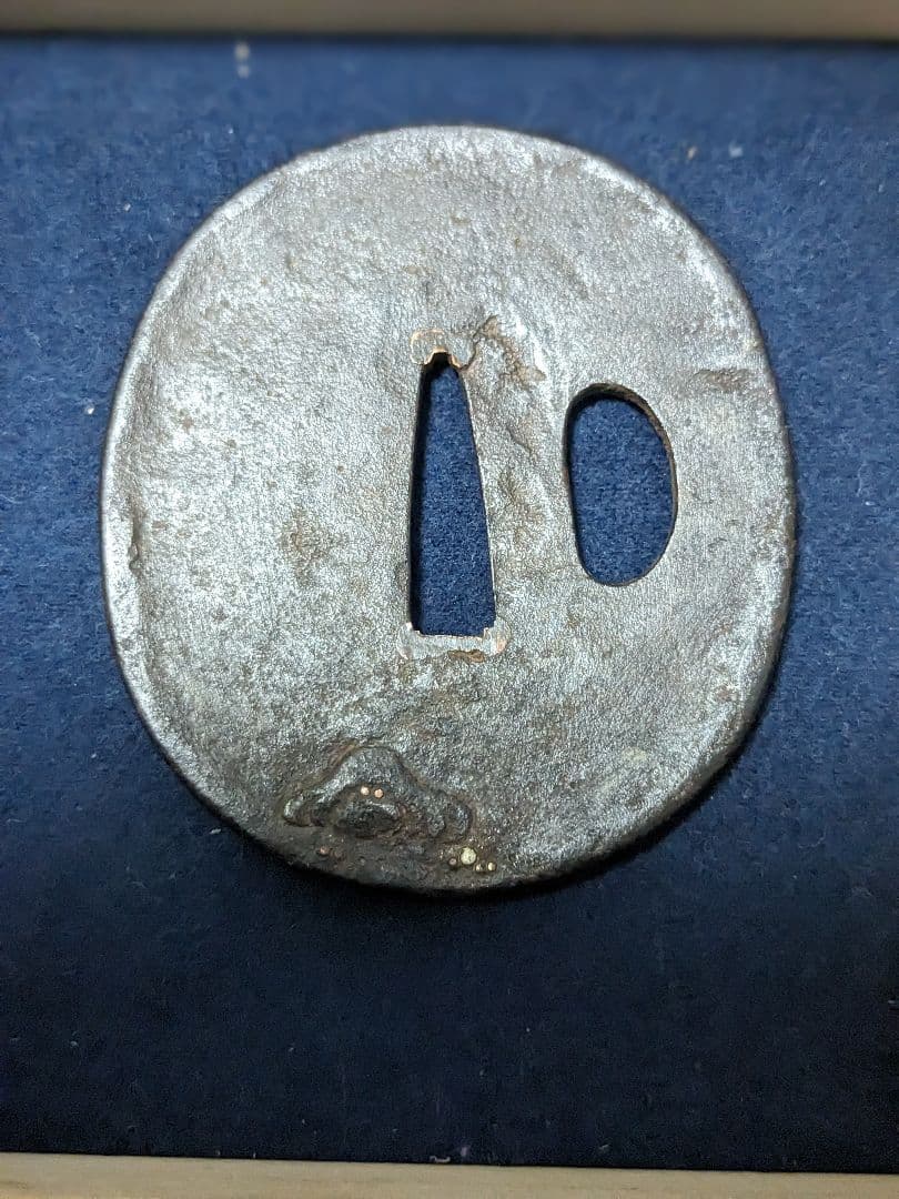 高級日本刀鍔！保存状態抜群！花の絵！