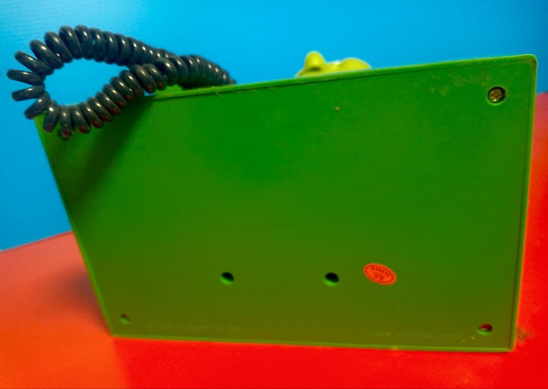 1984 概ね美品 グリーンジャイアントスプラウトプッシュ電話機