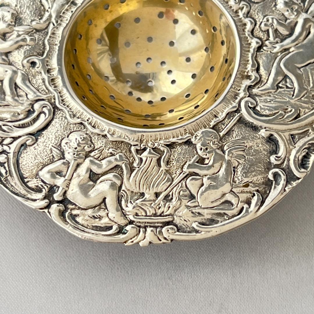 【ドイツ】 天使のティーストレナー【純銀】