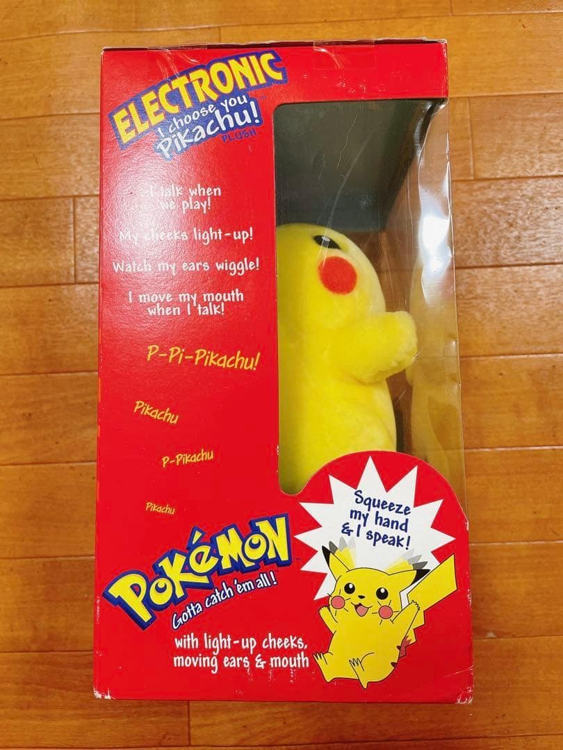 Hasbro ピカチュウ ぬいぐるみ ELECTRONIC PLUSH 1989