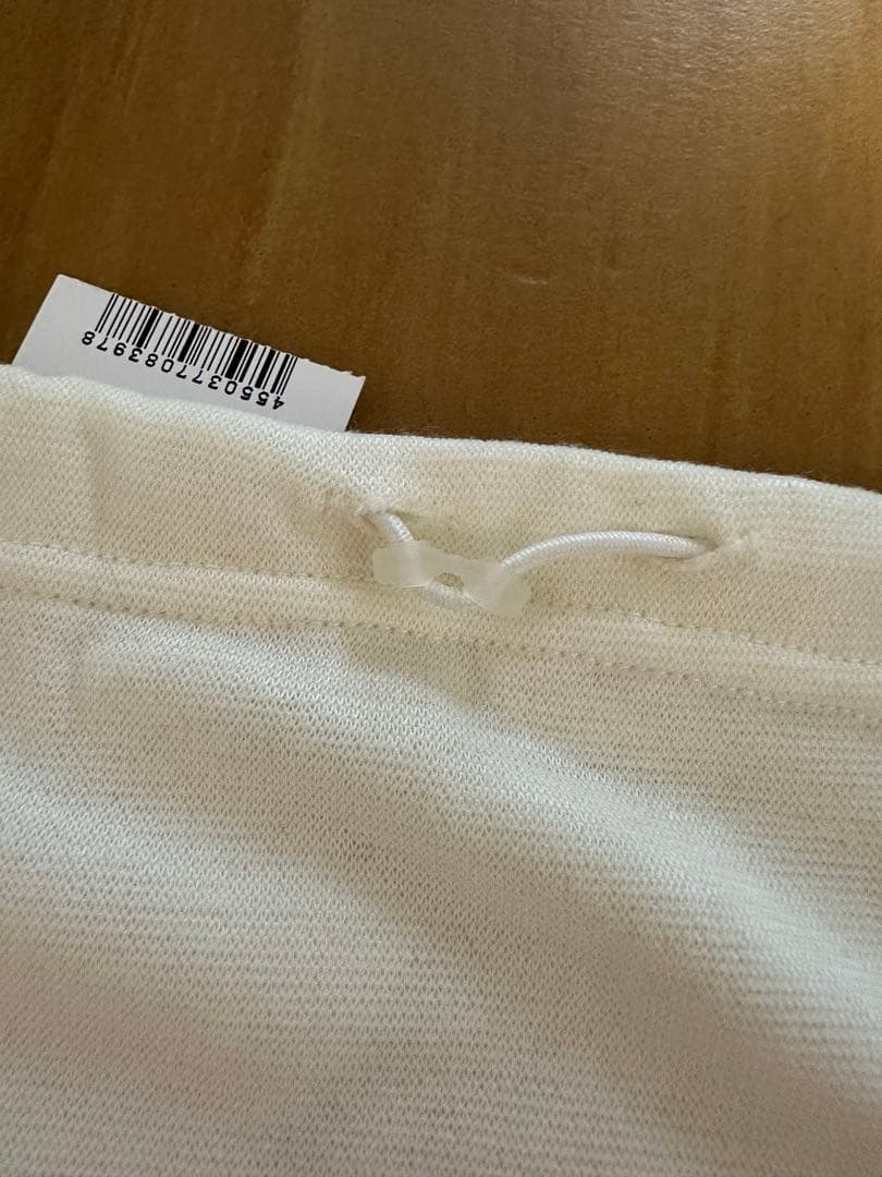 【新品】マスターバニー　トップス　ホワイト　 サイズ❶