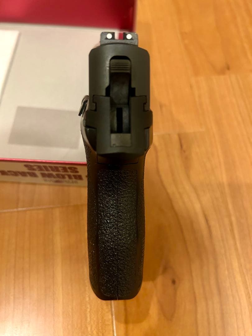 p226 E2 東京マルイ ガスガン 純正マガジン+1セット