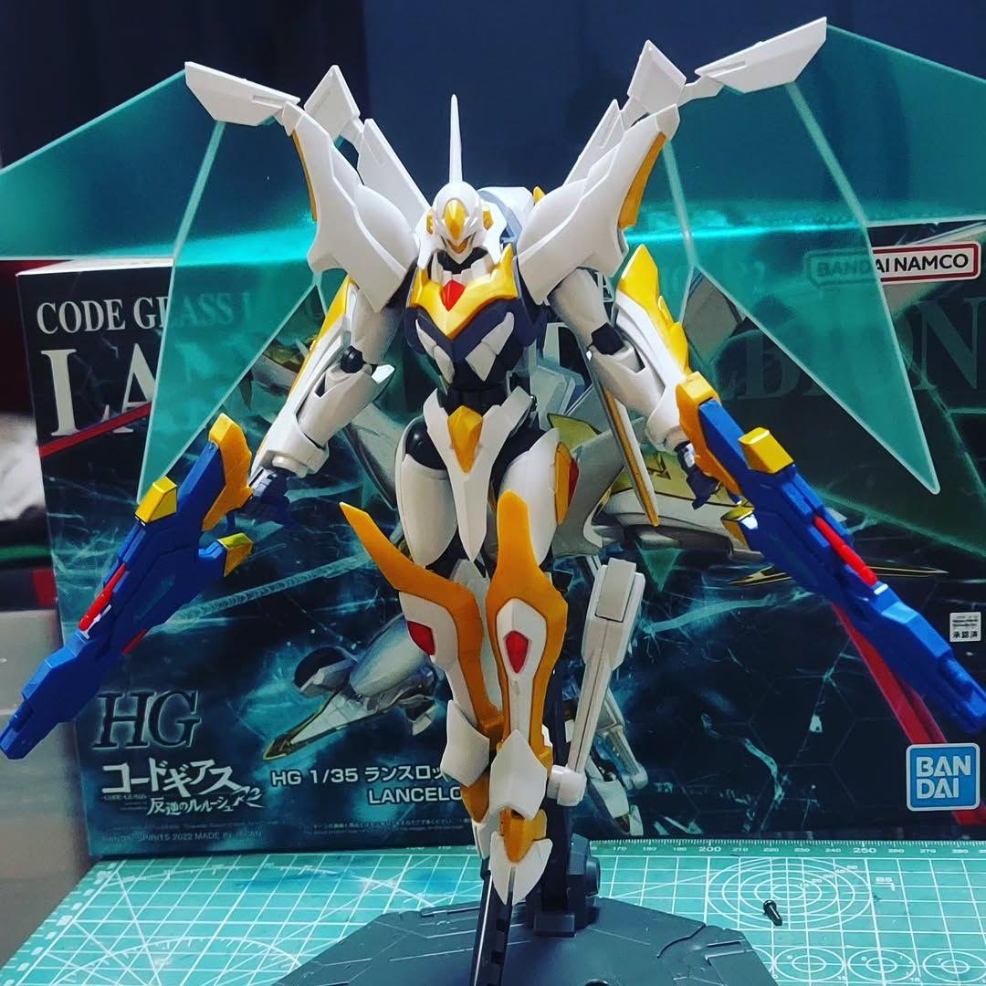 HG 1/35 ランスロットアルビオン.紅蓮聖天八極式セット