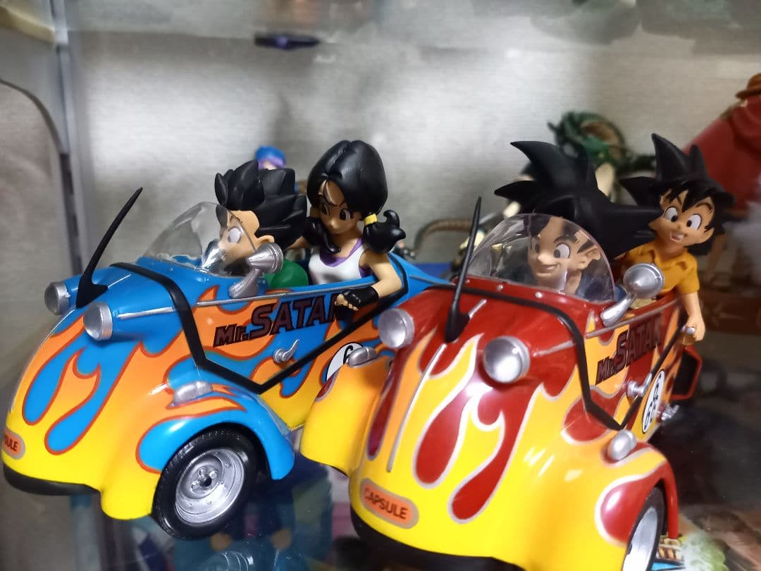 ドラゴンボールZ フィギュア＆カー 2個セット 悟空&悟天 悟飯&ビーデル