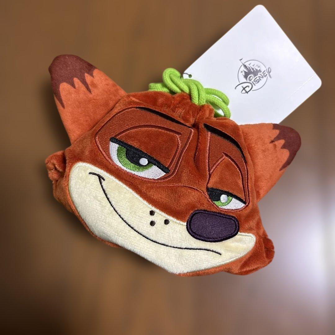 ズートピア2 ニック・ワイルド 顔型ポーチ 人気です ラスト1 - メルカリ