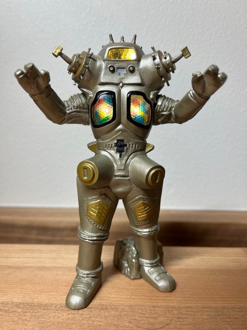 アルティメットルミナス　ゼットン　キングジョー