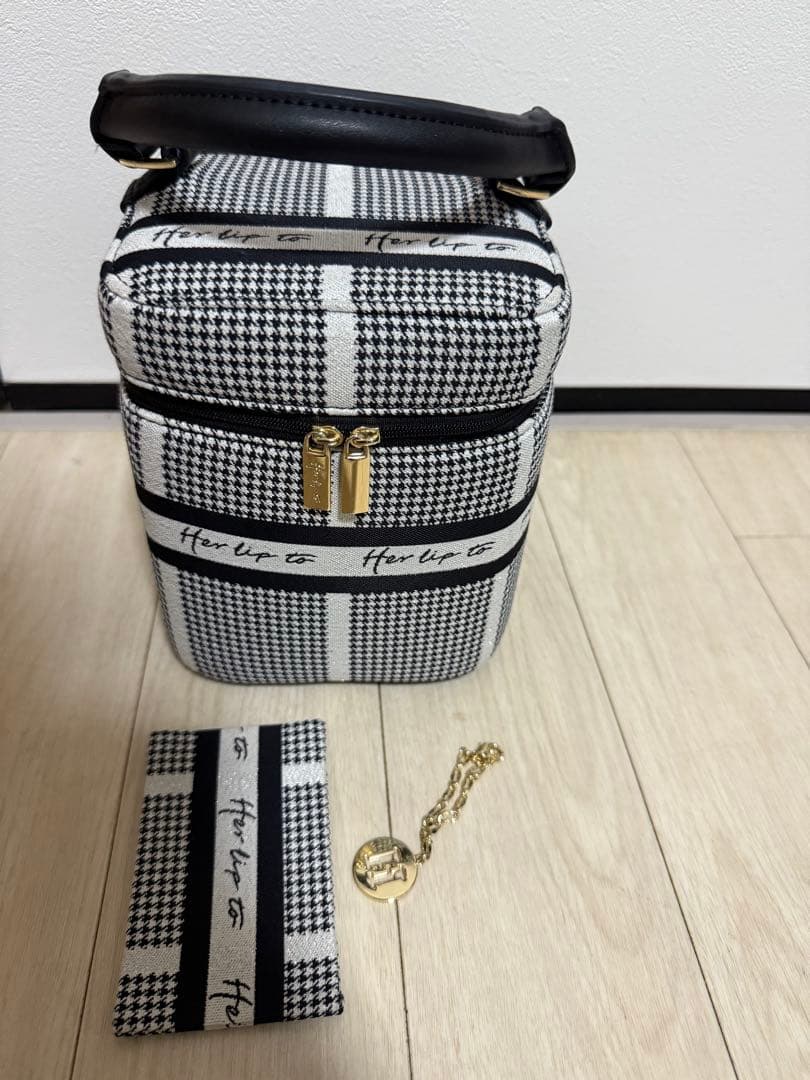 Her lip to バニティバッグ シルバー