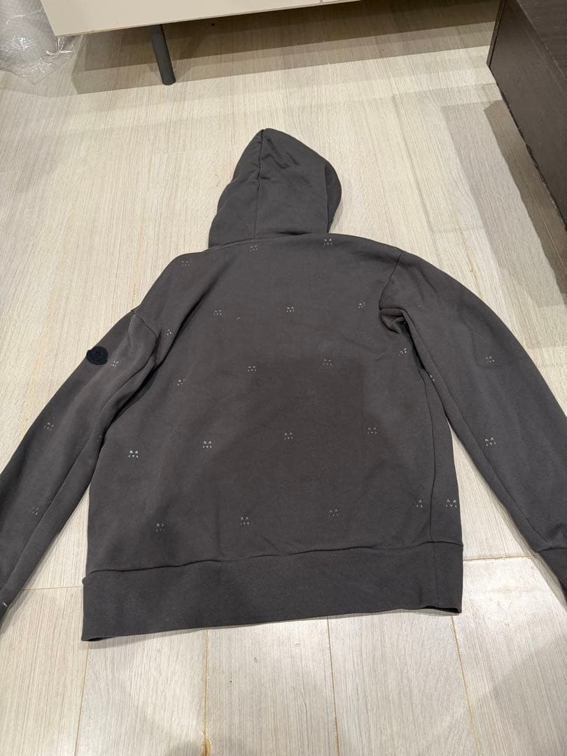 MONCLER モンクレール 総柄ロゴ パーカー S グレー