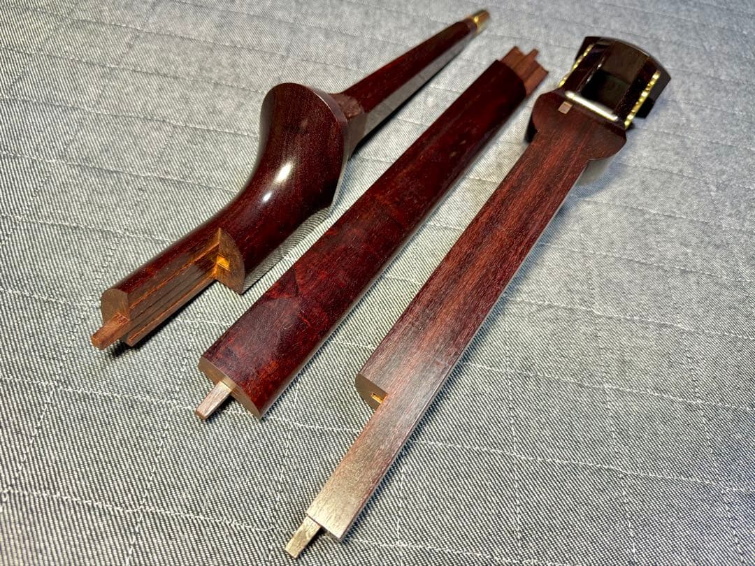 【極上玉杢】最高級 津軽三味線 金細 子持綾杉胴 超美品 トチ巻太棹 瘤杢 縮杢