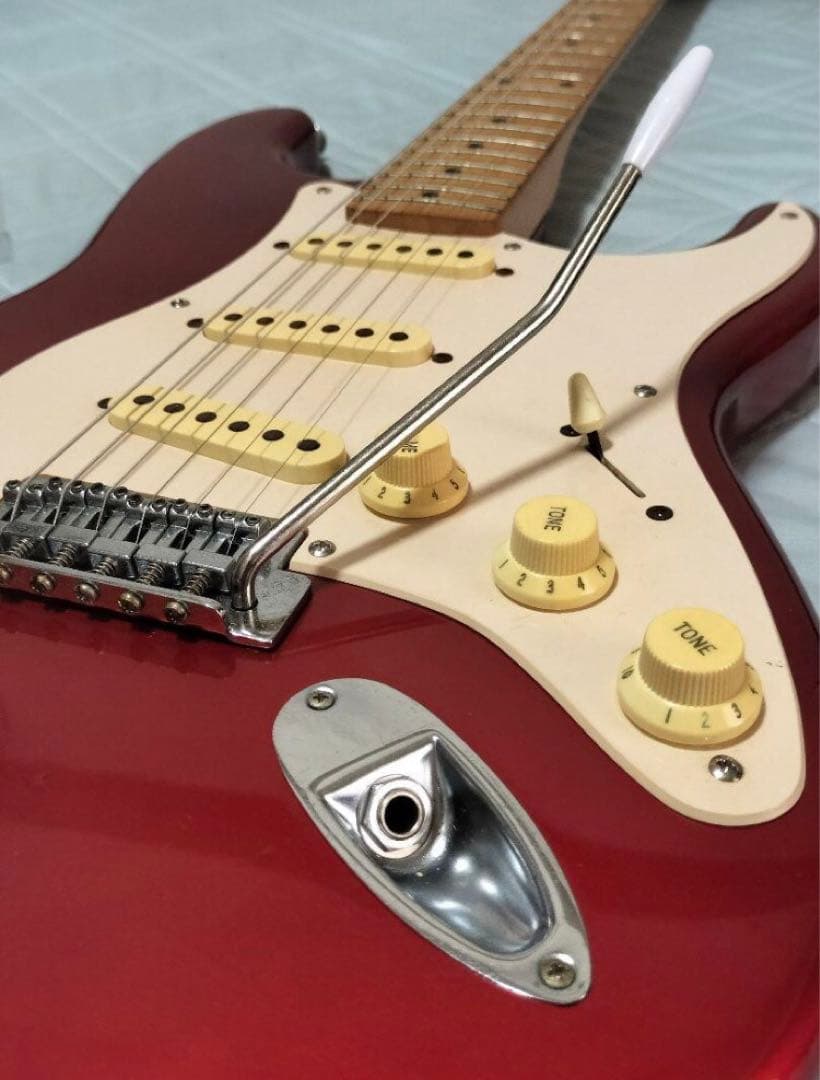 Squier ストラト 赤(CAR) affinity stratocaster