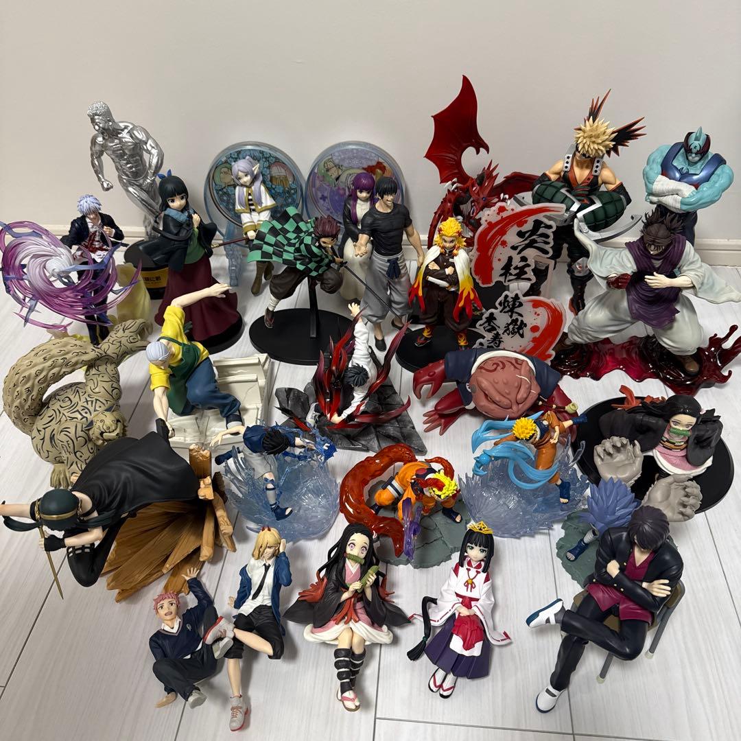 フィギュア 27個まとめ売り - メルカリ