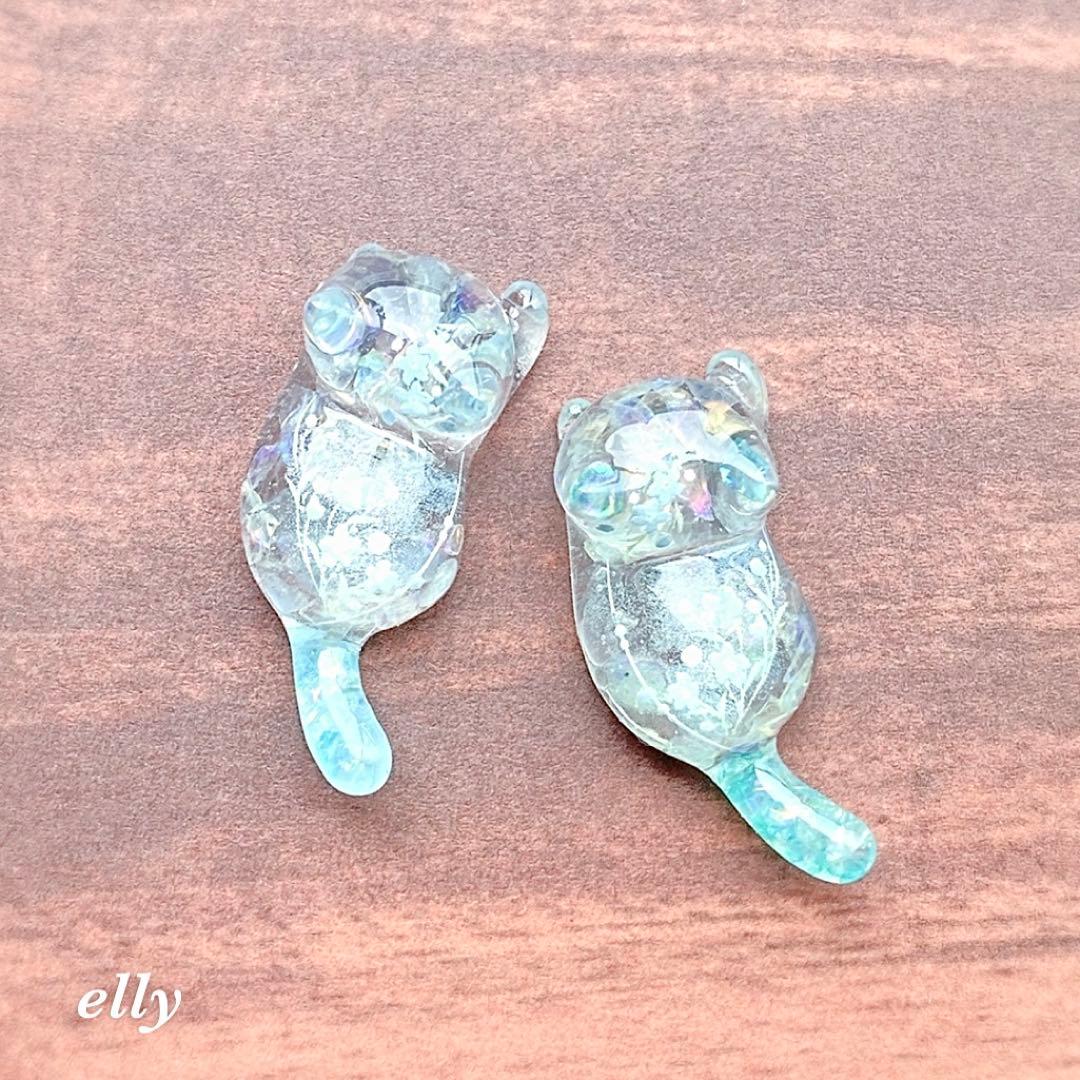 【ゆきゆっきー❄様】天然石　琉球ガラス　ラベンダー　とびつき猫　レジン　チャーム