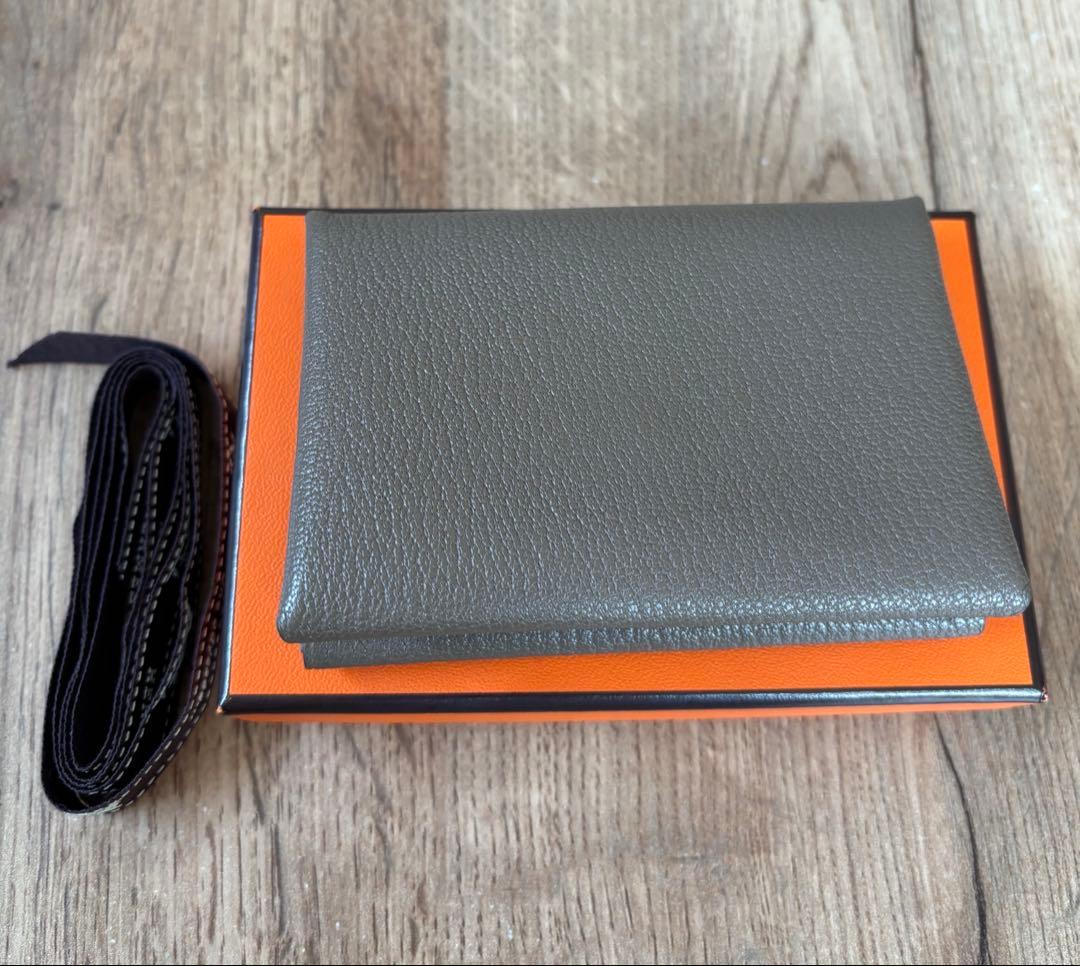 HERMES エルメス カルヴィデュオ　エトゥープ　美品