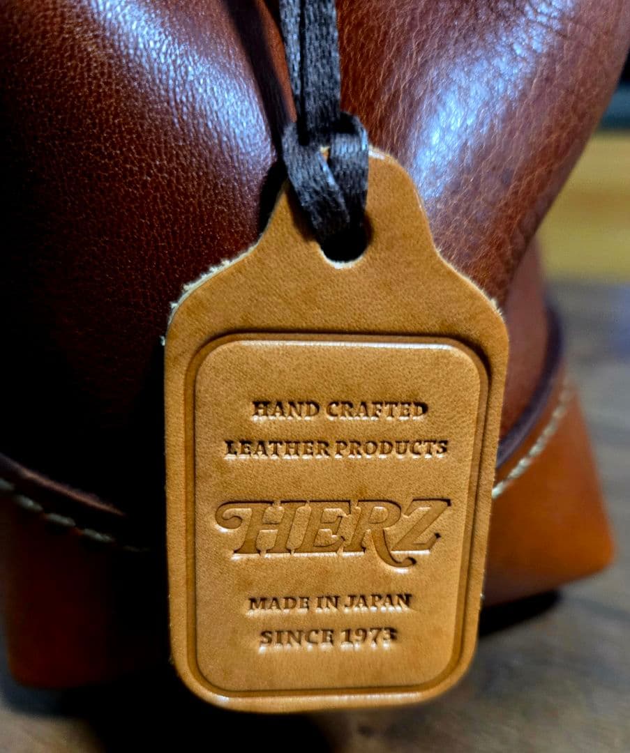 HERZ ヘルツ レザー 口枠 2wayバッグ