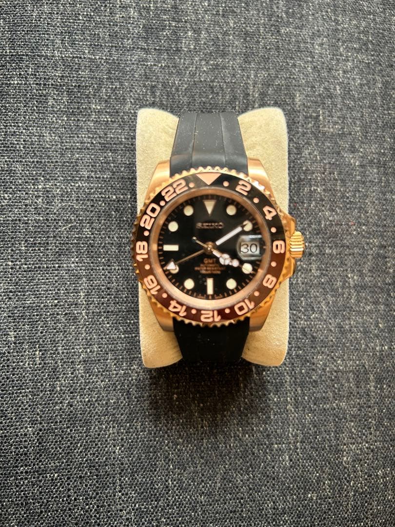 カスタム時計、GMTブラック、ツートンベゼル、ローズゴールド、ラバーベルト