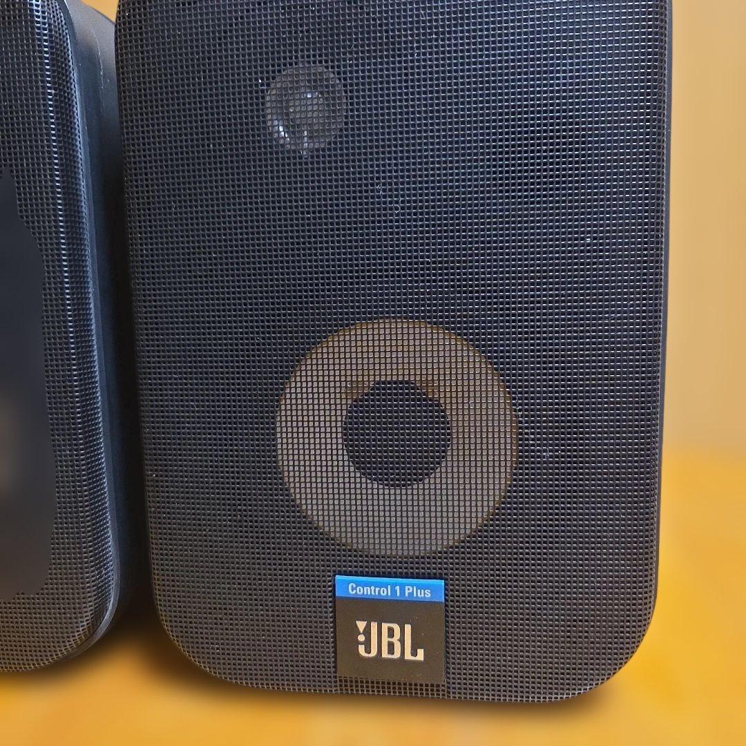 JBL Control 1 PLUS スピーカー +MTC-201吊り金具付き