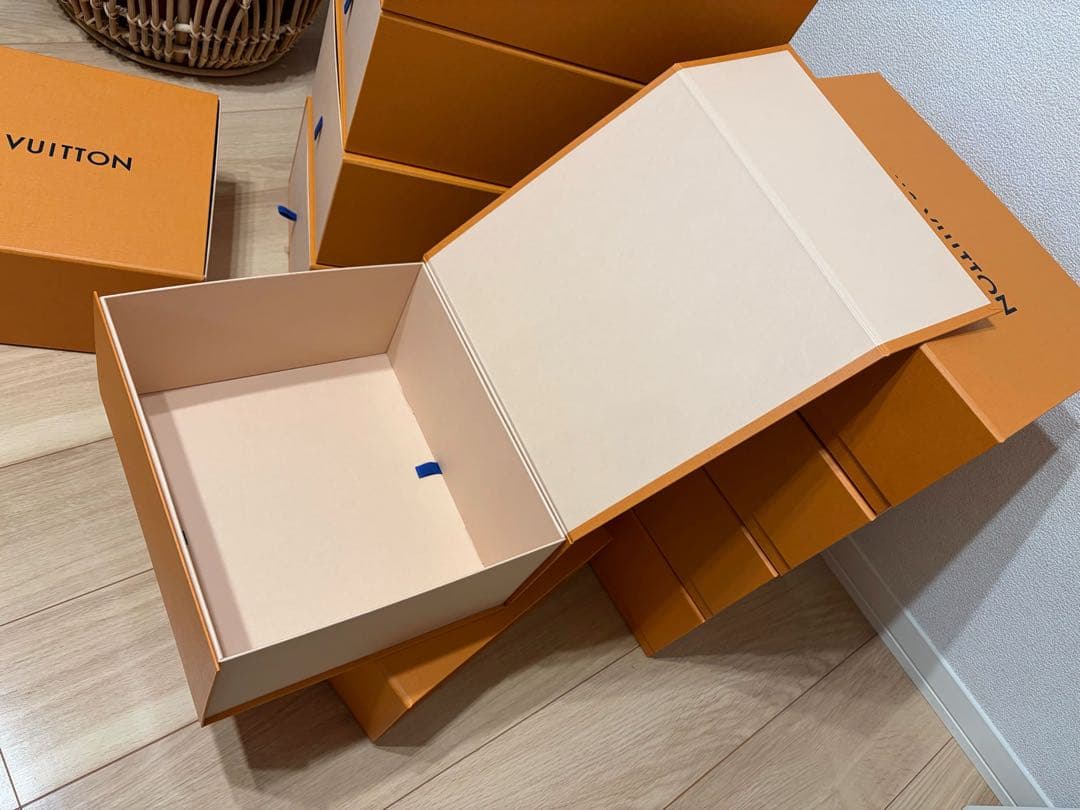 LOUIS VUITTON ルイヴィトン 空箱 11個