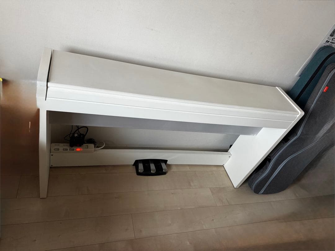 ホワイト 88鍵 電子ピアノ KORG LP-380 KORG LP-380U ホワイト 電子ピアノ 88鍵盤 高低自在イス・カーペット