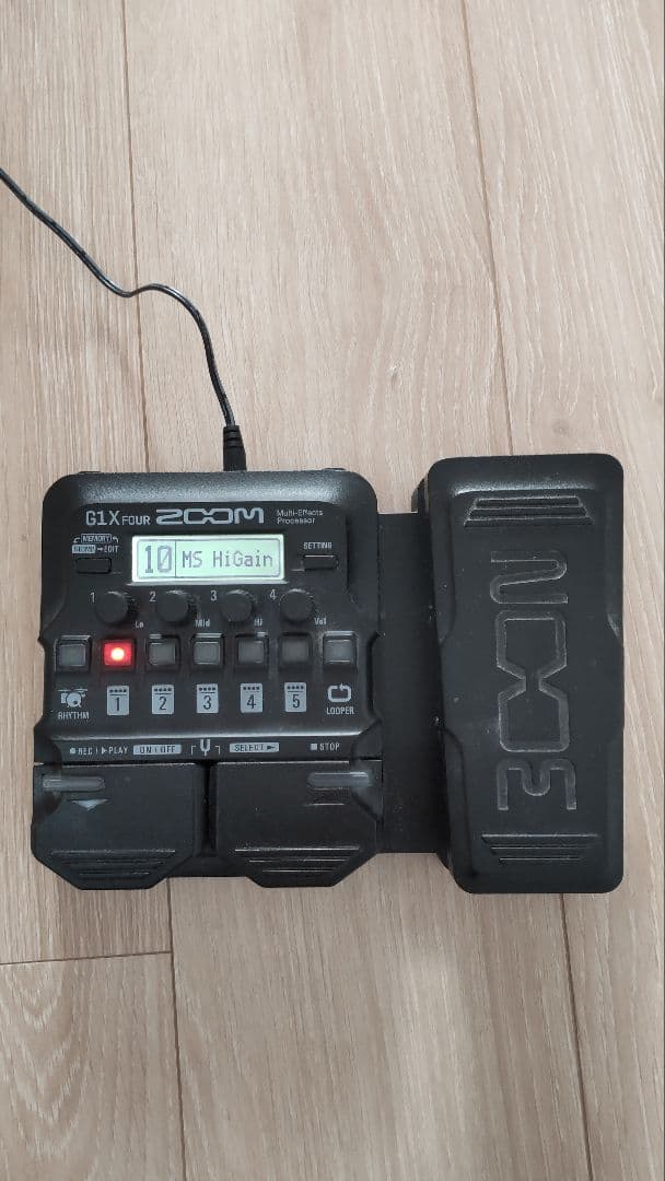 ZOOM G1 X FOUR マルチエフェクター