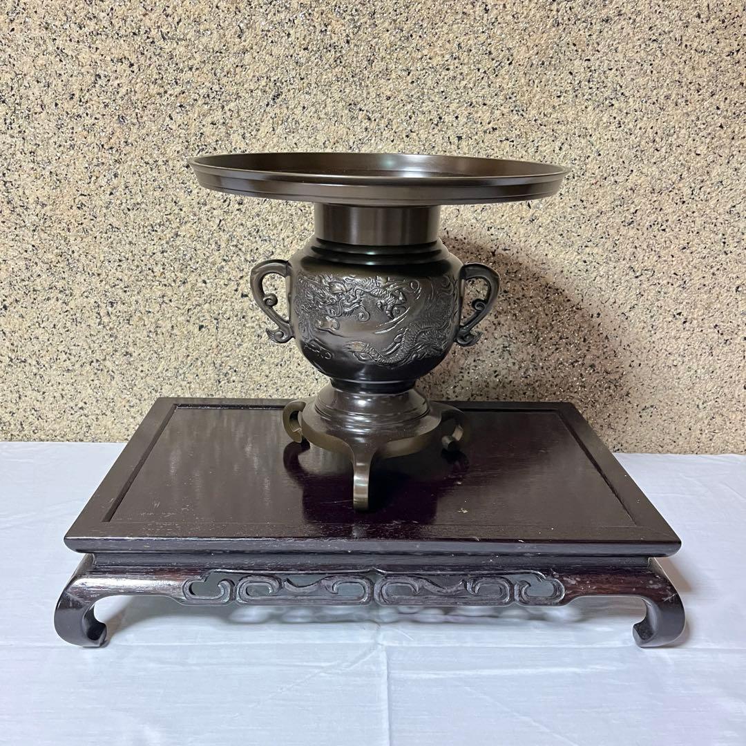 □566 銀製品 銀座大勝堂 皇室下賜品 煙草箱 十四葉一重裏菊□566 銀