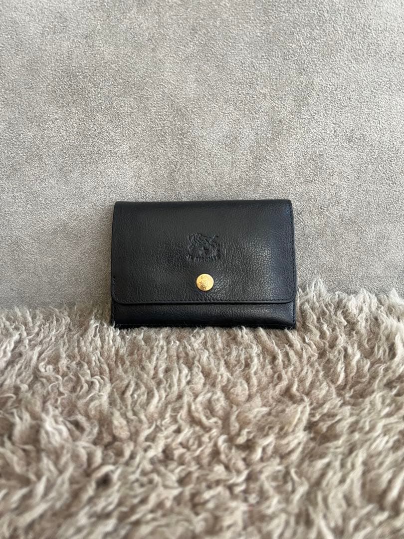 IL BISONTE ブラックレザー 二つ折り財布